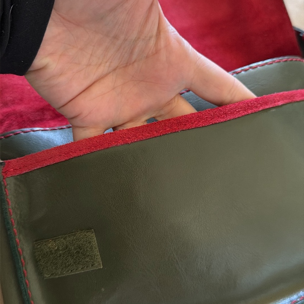 Francesco Biasia Army Green Deep Red Leather N Suede Shoulder Bag MINT condition - Picture 6 of 16